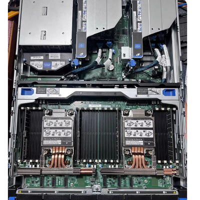 DL380 G10 ความหนาแน่นสูงของ GPU รองรับ 5-7 เครื่องเร่งความสูงเต็มครึ่งความยาวขนาดเดียว / GPU หรือ 6 เครื่องเร่งความยาวครึ่งความยาว